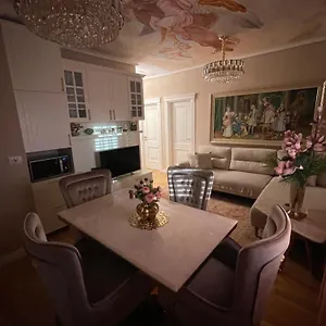 Deoni Luxury Appartamento